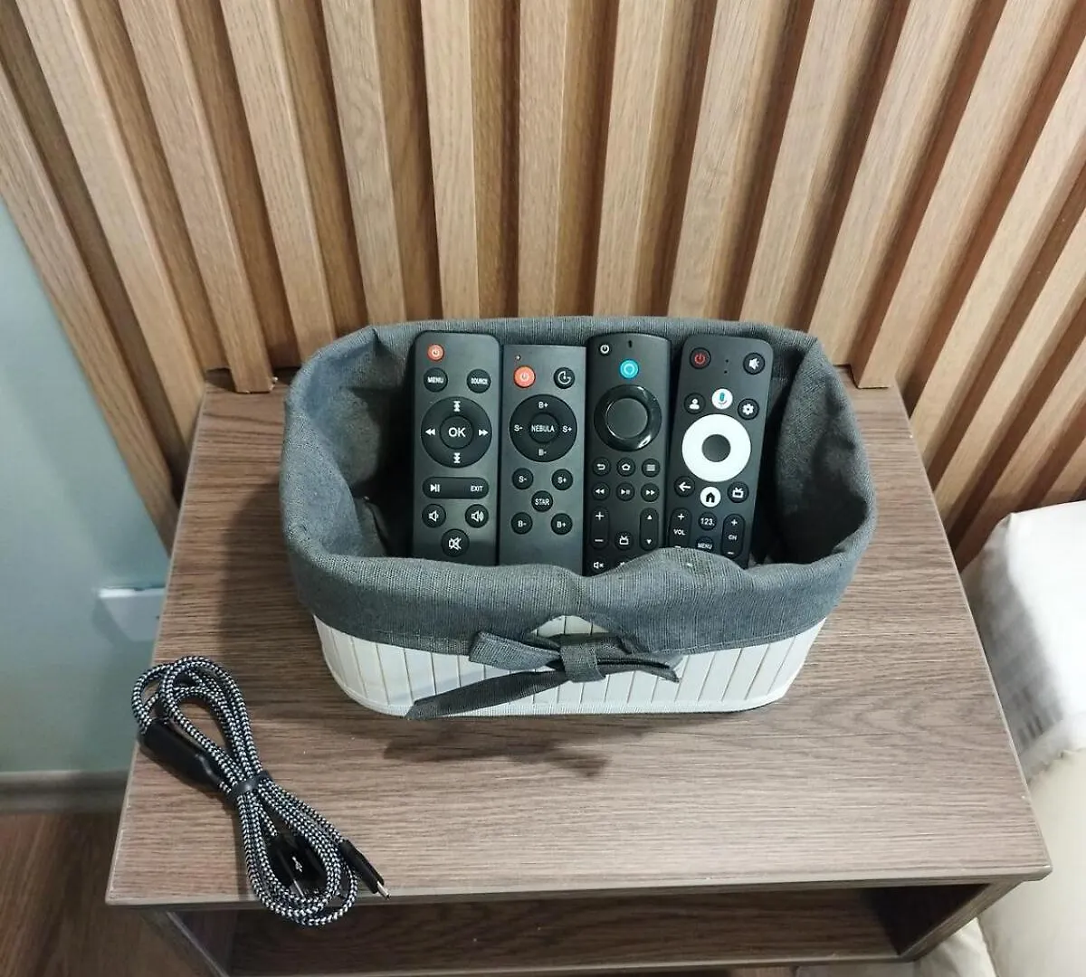 Sky Amplia Suite Con Jacuzzi Privado Y Cine En Casa A 3 Min De La Embajada 基多